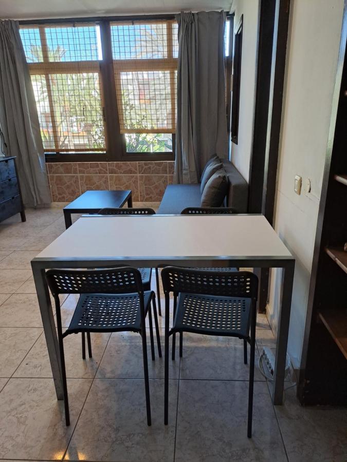 Primavera Appartement Tot 7 Personen Ideaal Voor Backpackers Arona  Eksteriør billede
