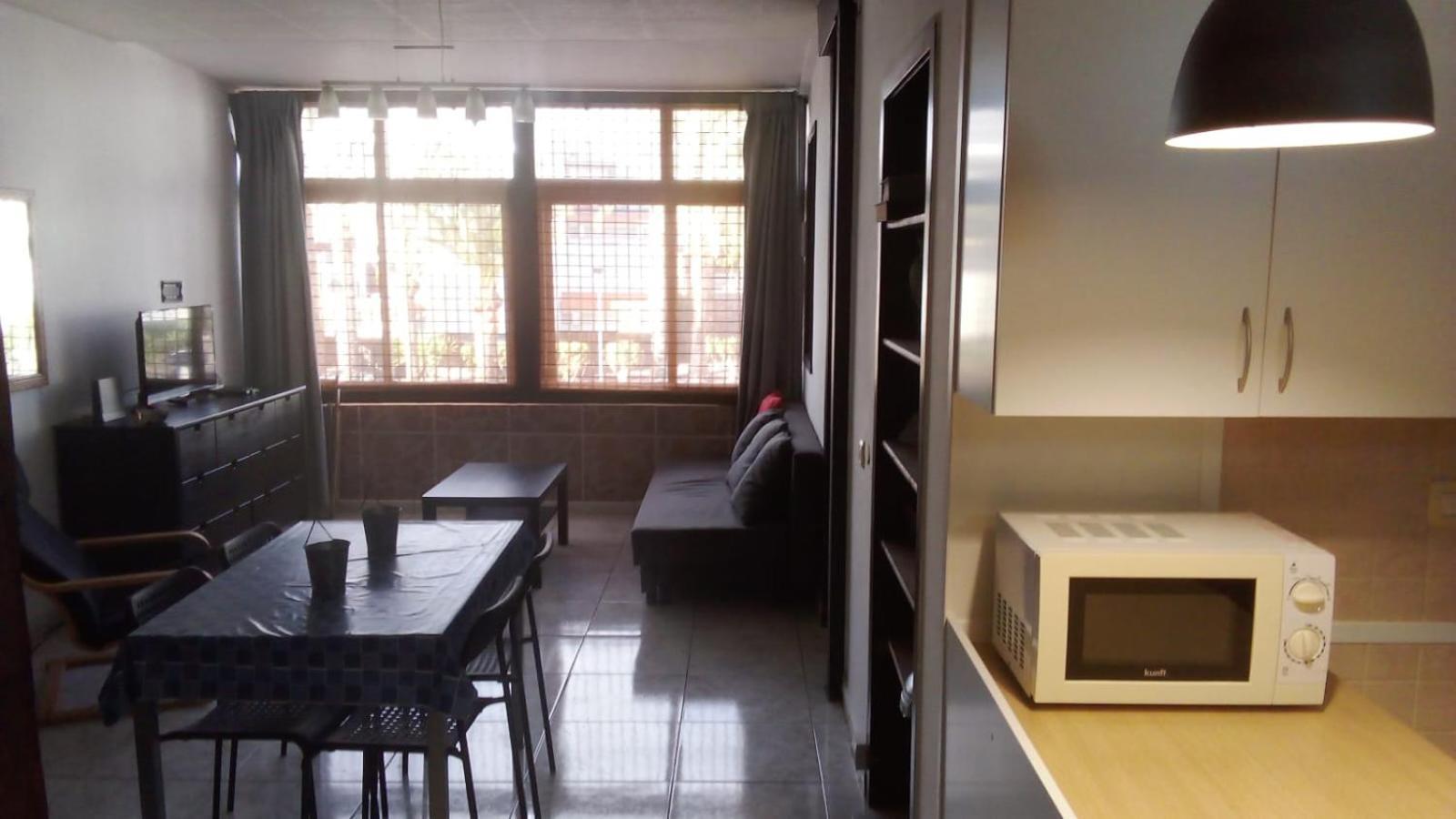 Primavera Appartement Tot 7 Personen Ideaal Voor Backpackers Arona  Eksteriør billede
